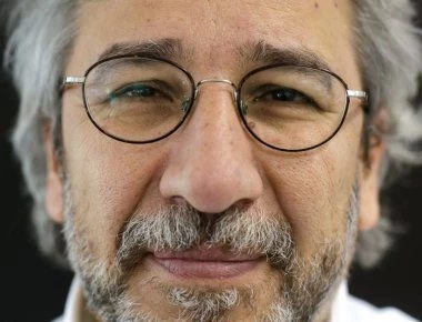 Τζαν Ντουντάρ: «Οι Δυτικοί κλείνουν τα μάτια στην Τουρκία» δηλώνει ο δημοσιογράφος (φώτο)